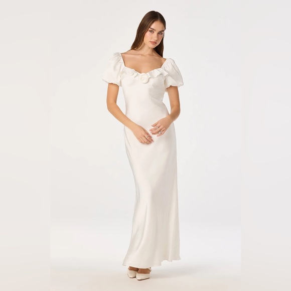 ASTR The Label Bethrose 3D Rose Satin Maxi Dress White XS NWT